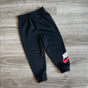 Nike baby boys black sweatpants